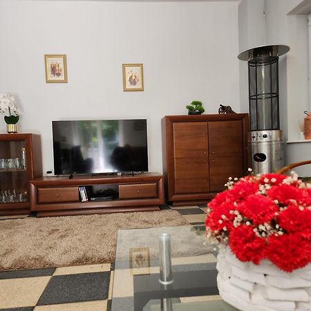 Duzy Dom Wilkasy Zalesie 100M Od Plazy Villa Exterior photo